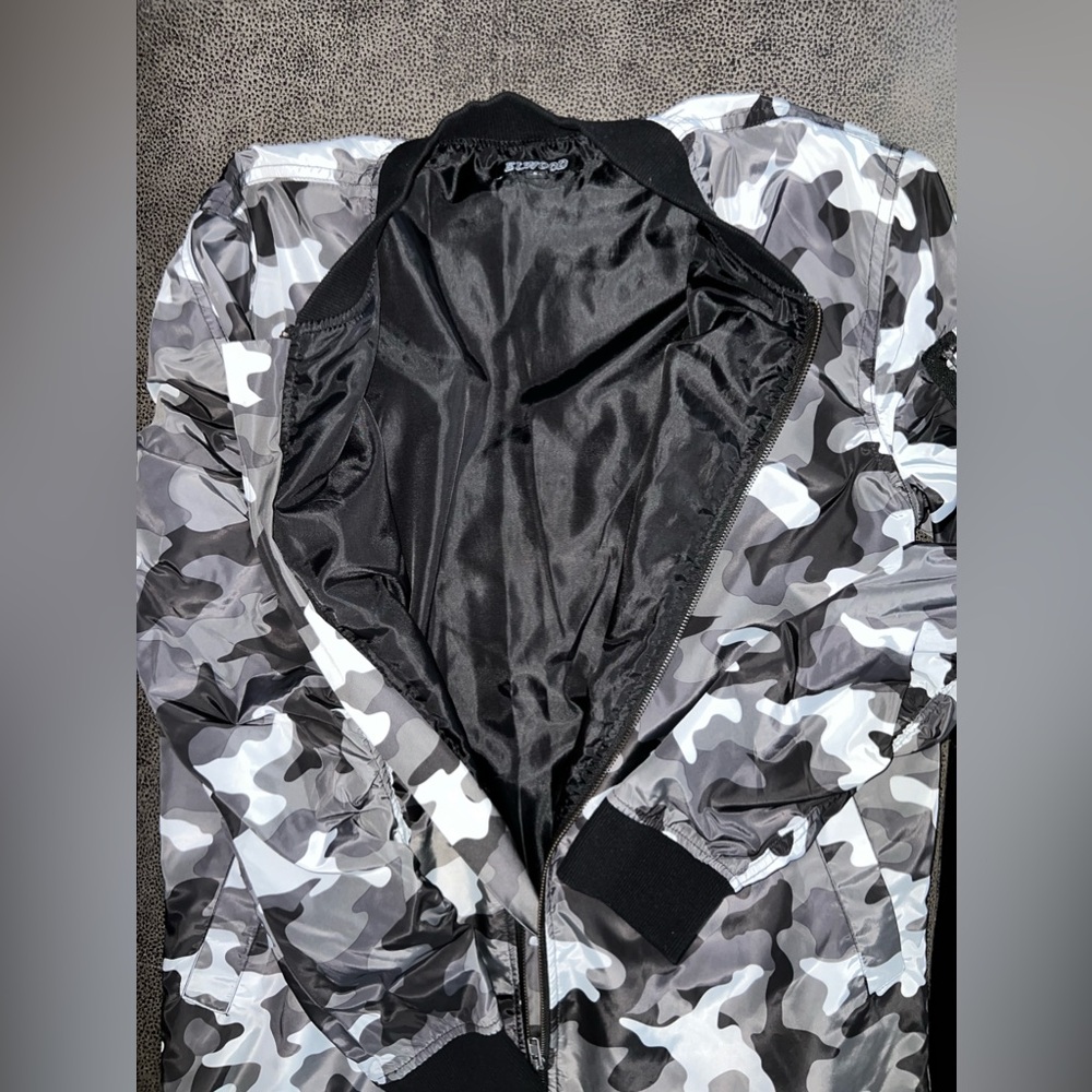 Camo jacket - Picture 3 of 5